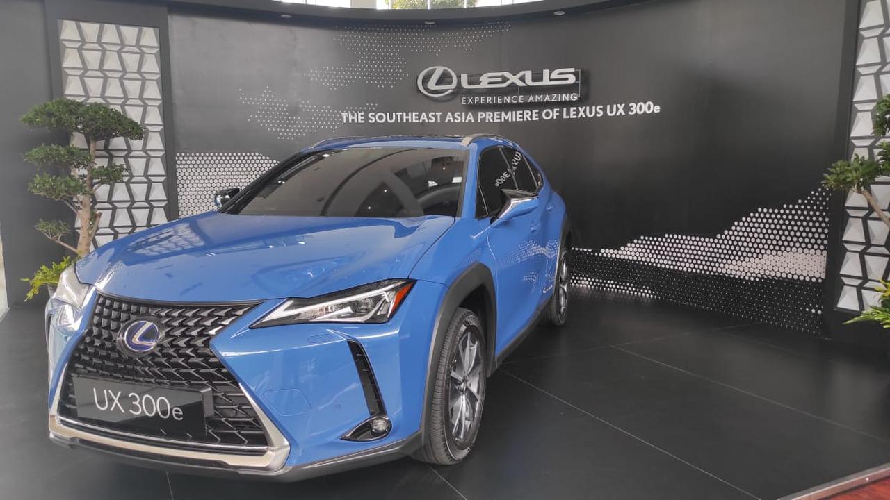 Mobil Listrik Pertama Lexus UX 300e (Arief A/Liputan6.com)
