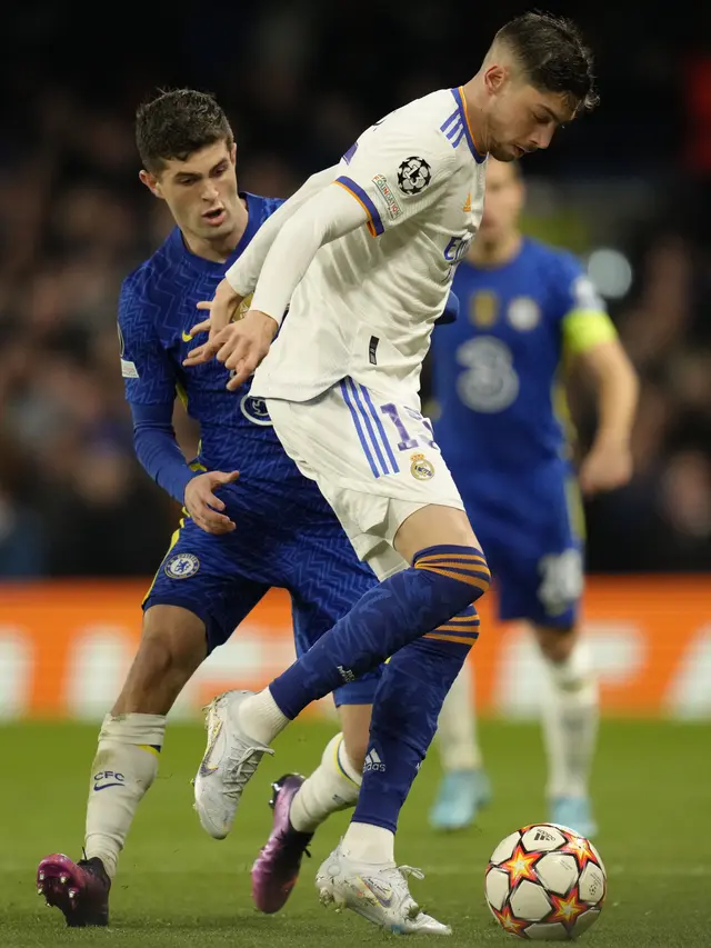 Benzema Hattrick, Madrid Menang di Kandang Chelsea