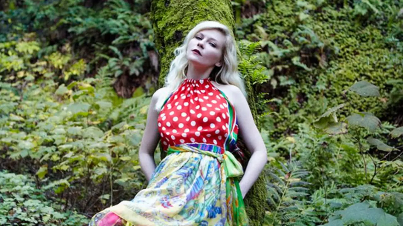 Kirsten Dunst Sebut Hollywood Tempat yang Aneh