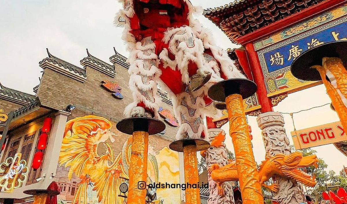 Berswafoto di Bangunan Ikonik Old Shanghai