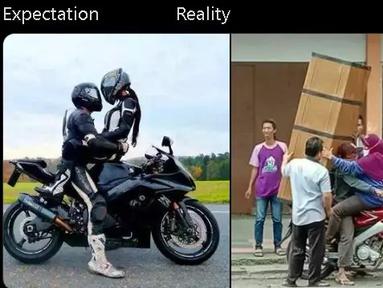 Ekspektasi foto mesra di motor malah disuruh bawa lemari... Sabar ya bu, pak... (Source: Twitter/@giewahyudi)
