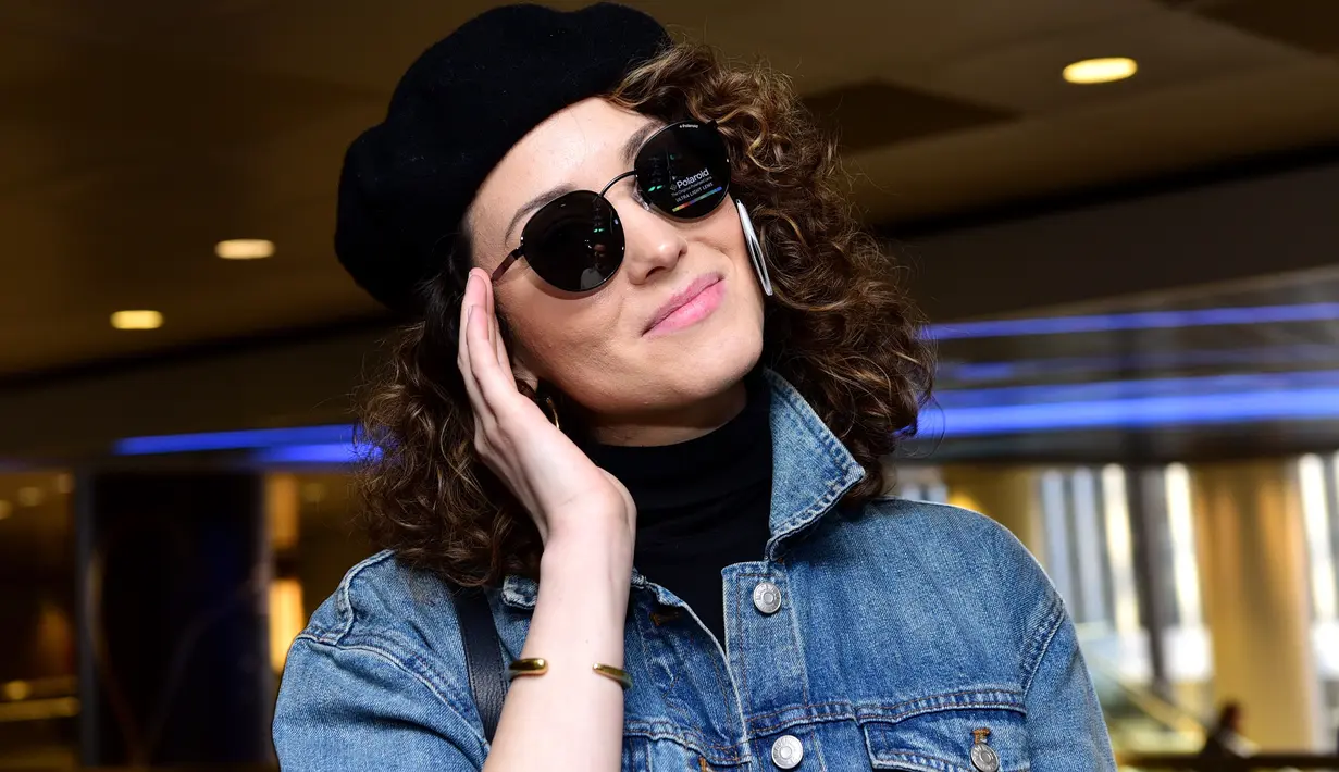 Loren Allred selalu terlihat natural dengan makeup yang nggak terlalu tebal. Meski demikian ia selalu terlihat cantik. (Lisa Lake / GETTY IMAGES NORTH AMERICA / AFP)