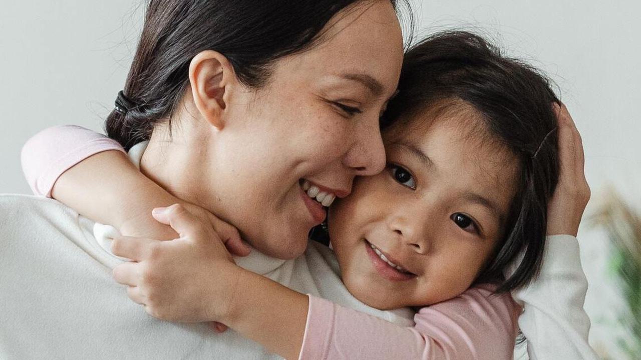 6 Cara Melatih Anak Disiplin Sejak Dini, Tidak Perlu Dimarahi & Dibentak