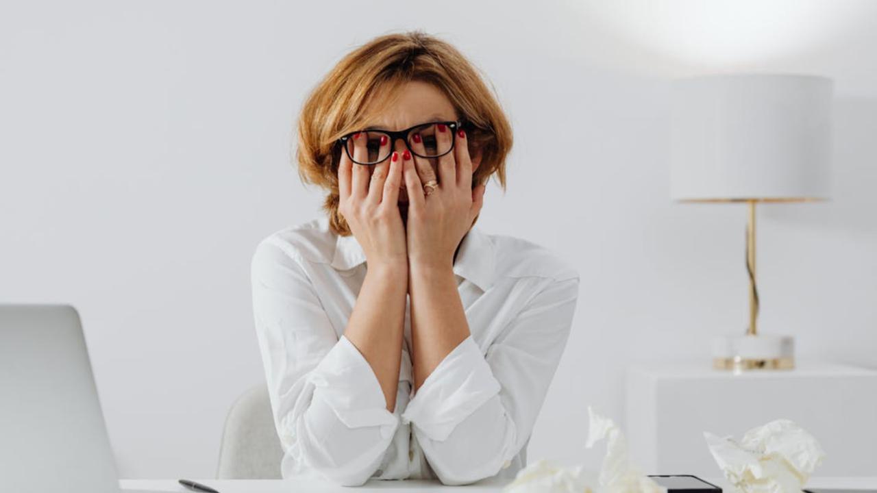 Jangan Sampai Burnout! Ini Cara Efektif Mengelola Stres untuk Generasi Sandwich