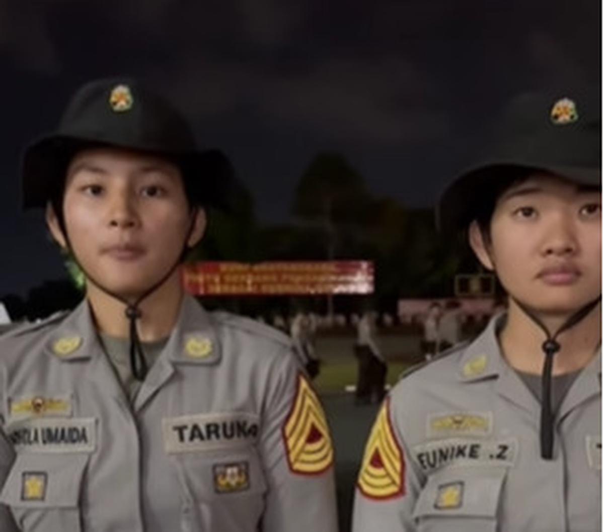 Melansir dari Instagram @polisi_indonesia, Minggu (14/1) dua sosok Taruni cantik Akpol ikut serta dalam pelatihan 'Ulet' di Pusdik Brimob Watukosek, Jawa Timur.