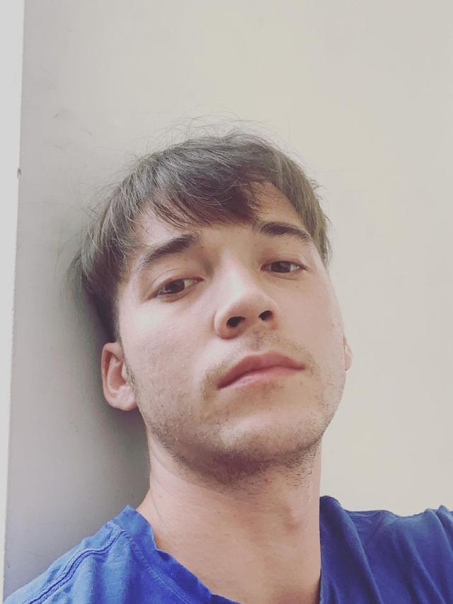 7 Potret Terbaru Stefan William yang Kini Tampil Makin Kekar