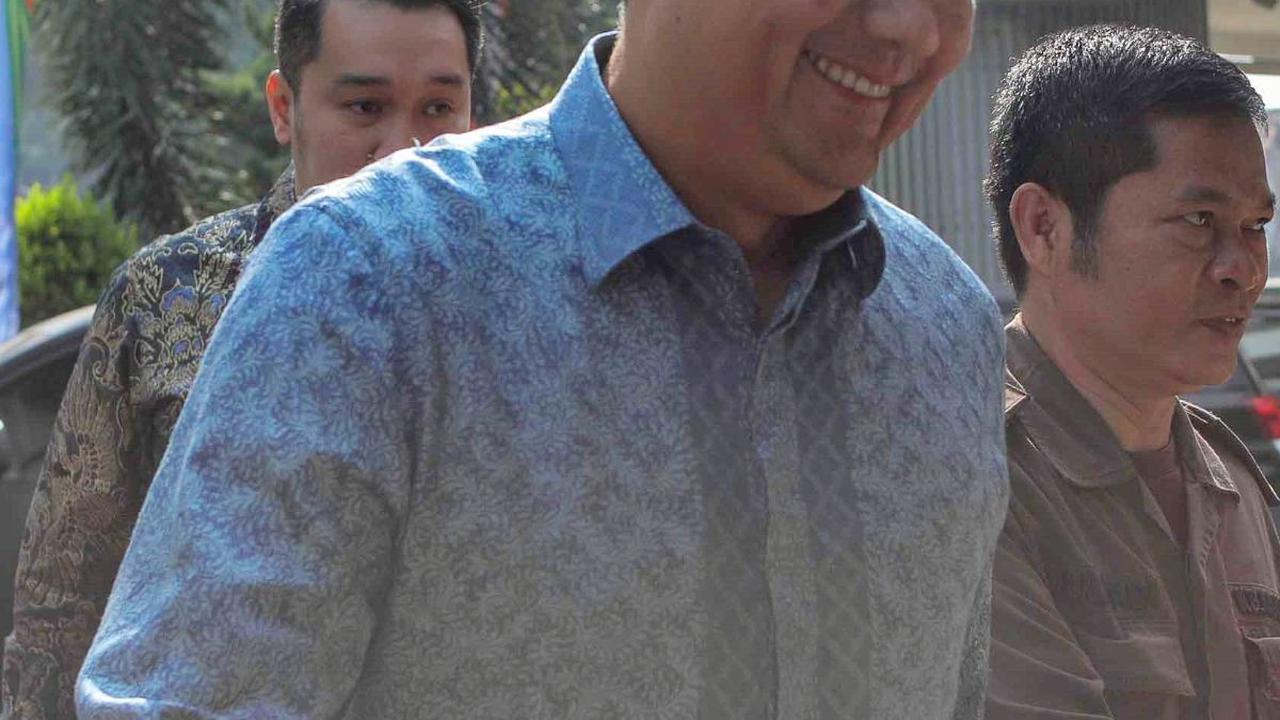 Dalam surat itu Lutfi dipanggil untuk diperiksa sebagai saksi.