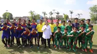 Sepak Bola Jadi Sarana Menko PMK Tanamkan Pendidikan Karakter