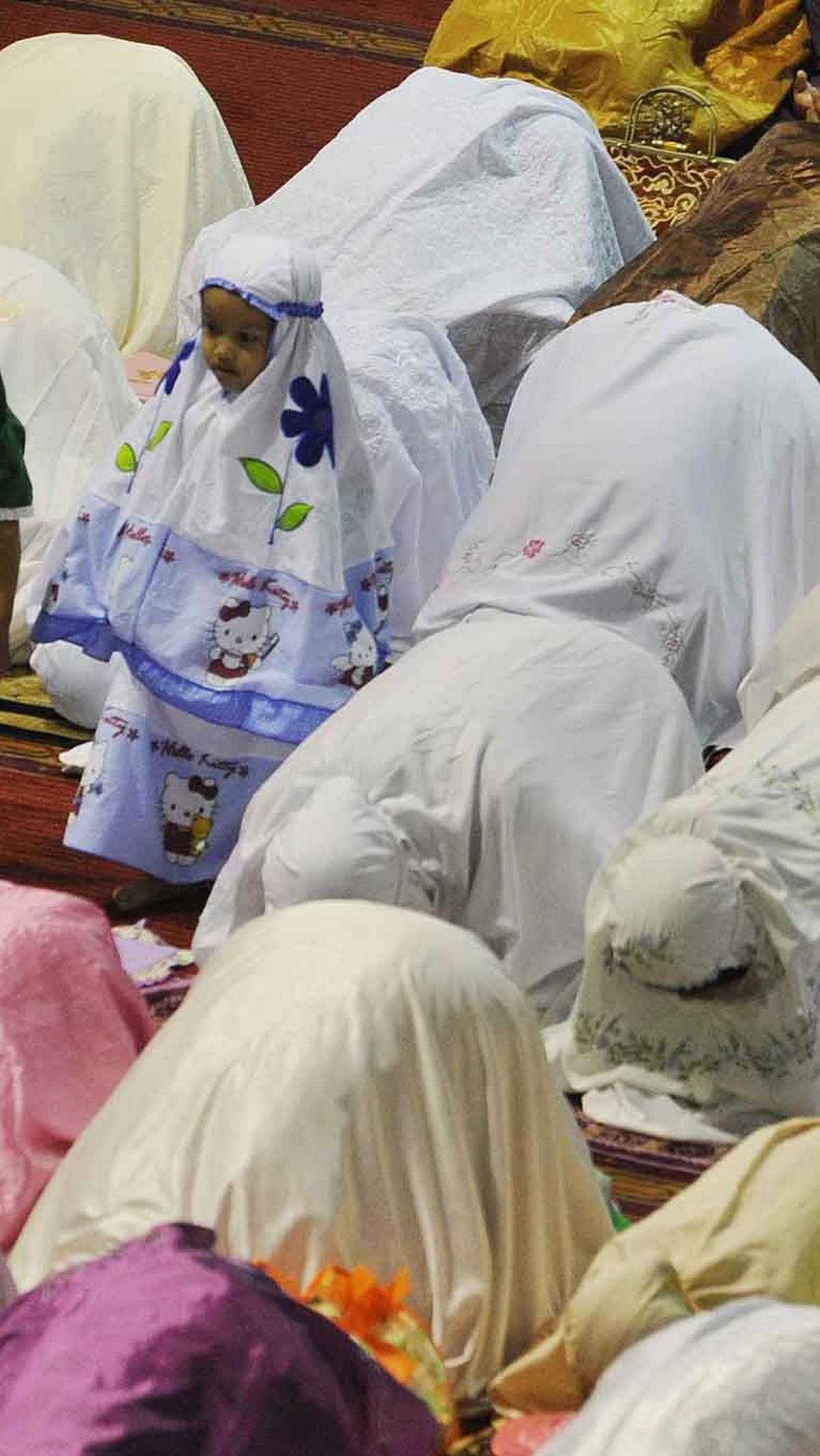 Tata Cara Salat Tarawih dan Witir 23 Rakaat<br>