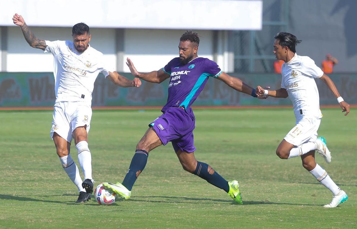 FOTO: Hasil Liga 1, Persita Tangerang Kalahkan Arema SC