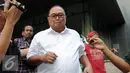 Haryadi Budi Kuncoro saat ditanya wartawan usai jalani pemeriksaan di KPK, Jakarta, Senin (22/8). Pemeriksaan untuk mendalami dugaan korupsi pengadaan tiga unit Quay Container Crane (QCC) di PT Pelindo II tahun 2010. (Liputan6.com/Helmi Afandi)