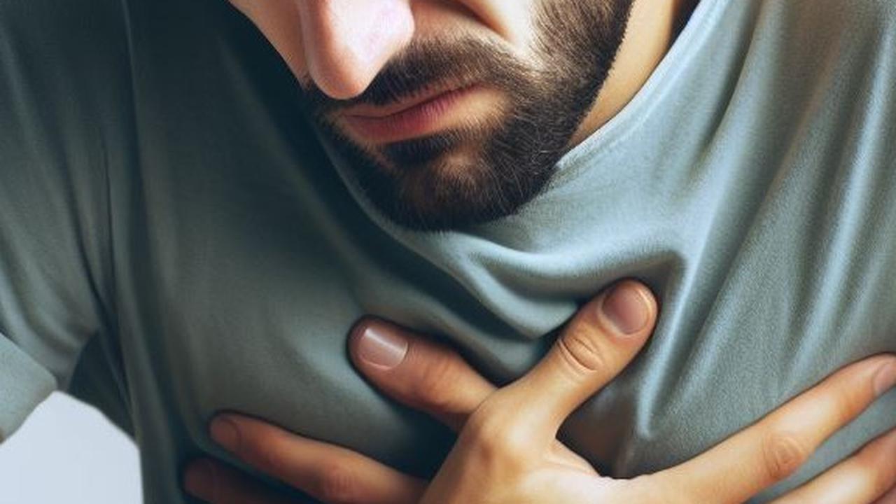 Mengubah pola makan dan gaya hidup secara keseluruhan dapat menjadi langkah awal yang efektif untuk mencegah dan mengatasi asam lambung naik setelah makan.
