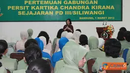 Citizen6, Bandung: Pada kesempatan itu, dilaksanakan ceramah tentang Etika yang disampaikan oleh Ny. Syntya Ningrum. (Pengirim: Pendam3)