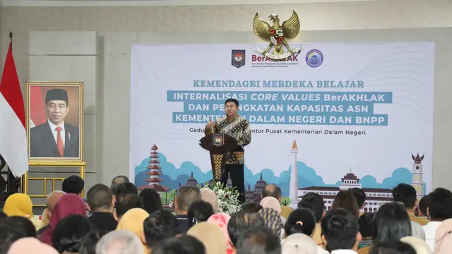 Plt. Sekjen Kemendagri Minta ASN Bekerja dengan Penuh Kesungguhan dan Terus Berinovasi