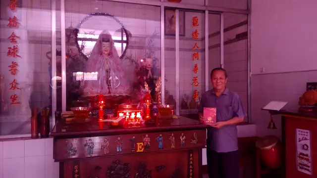 Wihara Dharma Loka, Garut, Jawa Barat.