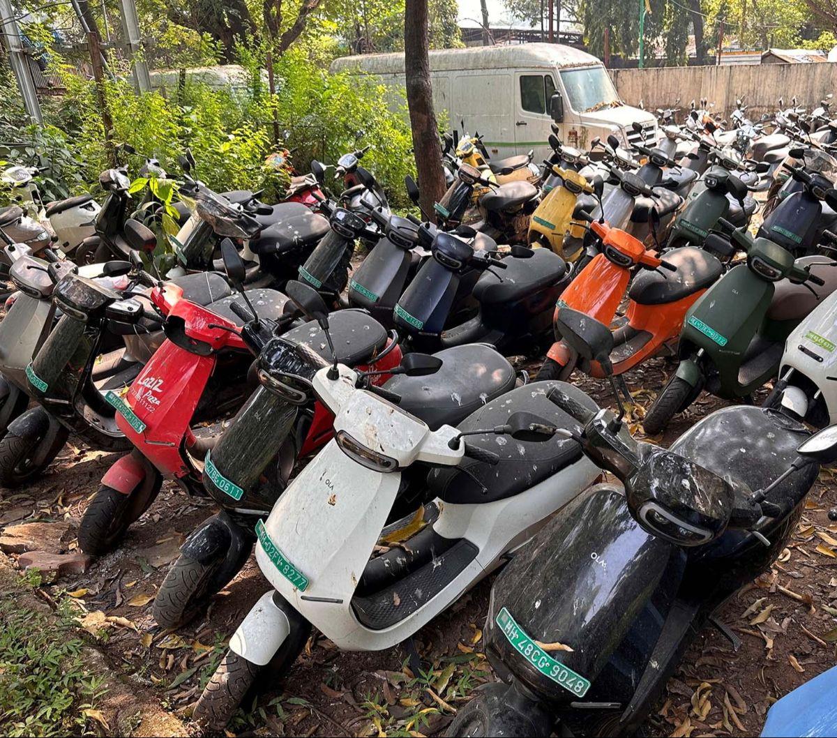 Perusahaan sepeda motor listrik Ola Electric punya ambisi besar untuk menggeser motor-motor bermesin konvensional yang mendominasi jalanan India dan membawa negara menuju masa depan lebih bersih. Namun, perusahaan itu memiliki tantangan pelik terkait suku