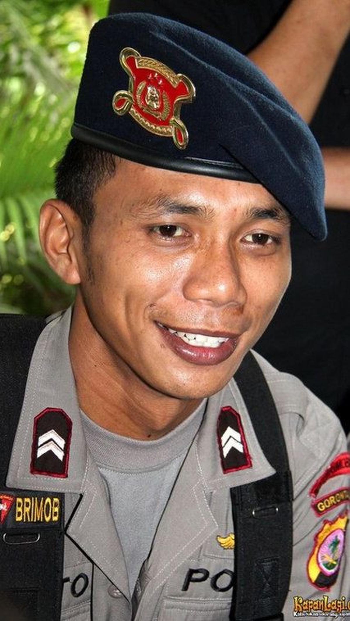 Norman Kamaru <br>