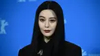 Aktris China Fan Bingbing berpose selama photo call untuk pemutaran perdana Berlinale dari film barunya Green Night di Berlinale Internatioval Film Festival 2023, Kamis (23/2/2023). Kurang dari lima tahun setelah skandal penghindaran pajak membuat, Fan yang pernah menjadi aktris berpenghasilan tertinggi di China menghilang dari pandangan publik selama beberapa bulan. (Tobias SCHWARZ / AFP)