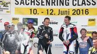Para legenda MotoGP kembali turun ke lintasan saat bereuni di Sirkuit Sachsenring, Jerman, akhir pekan lalu. (Motorcycle News)