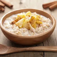 Resep Cinnamon Apple Oatmeal Hangat./Copyright depositphotos.com/duskbabe