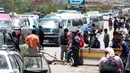 Para petani koka pendukung mantan Presiden Bolivia Evo Morales melakukan blokade di jalan raya yang membentang dari La Paz ke Cochabamba, Bolivia, pada tanggal 25 Januari 2024. (FERNANDO CARTAGENA/AFP)