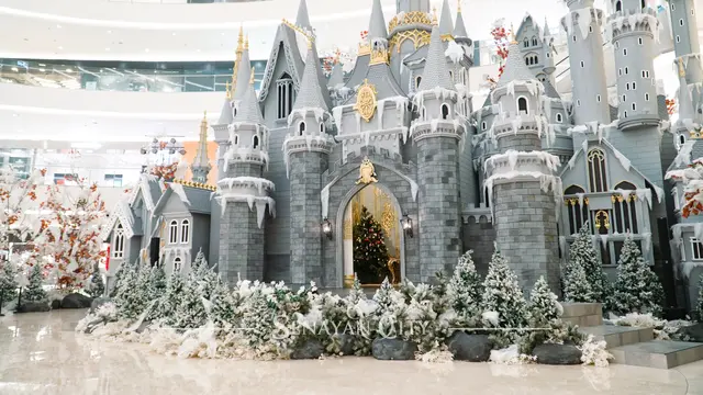 Kastil 16 Meter dan Tradisi dari Inggris yang Hadirkan Nuansa Magis di Perayaan Natal dan Tahun Baru di Senayan City