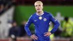 Gelandang Chelsea asal Argentina nomor punggung 49, Alejandro Garnacho, bereaksi di akhir pertandingan Premier League antara Brentford dan Chelsea di Gtech Community Stadium, London, pada 13 September 2025. (HENRY NICHOLLS /AFP)