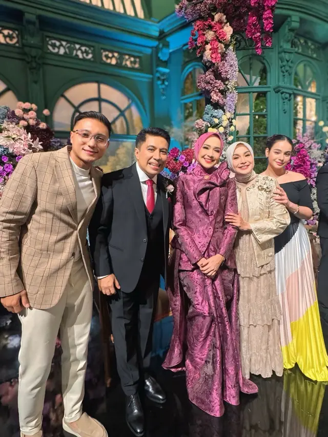 Sederet Tamu Artis yang Hadir di Pernikahan Namira Adjani Putri Alya Rohali.