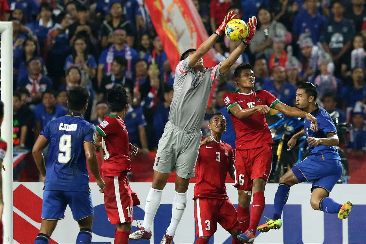 20161217-Aksi Heroik Pemain Timnas Indonesia Tak Mampu Redam Thailand-Bangkok