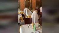 Restoran di AS memajang "hantu" di kursi untuk menjaga jarak aman. (dok. Facebook/Trattoria Da Luigi)