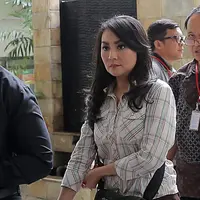 Sidang Hak Asuh Anak Sandy Tumiwa dan Tessa Kaunang (Deki Prayoga/bintang.com)