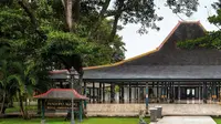 Pendopo Agung Ambarrukmo menjadi lokasi akad nikah Kaesang Pangarep dan Erina Gudono. (dok. Instagram @royalambarrukmo/https://www.instagram.com/p/CgDpPGBJahC/Dinny Mutiah)