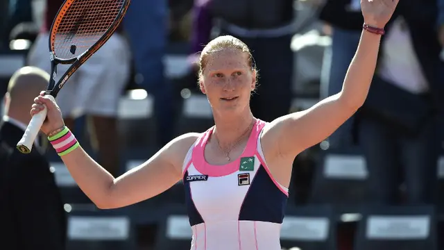 Alison Van Uytvanck