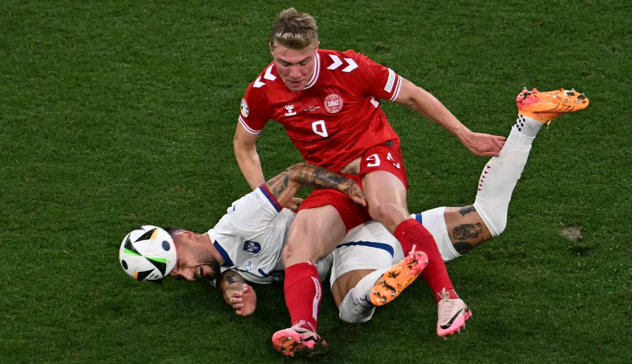 Denmark harus puas imbang 0-0 lawan Serbia. (Fabrice COFFRINI / AFP)