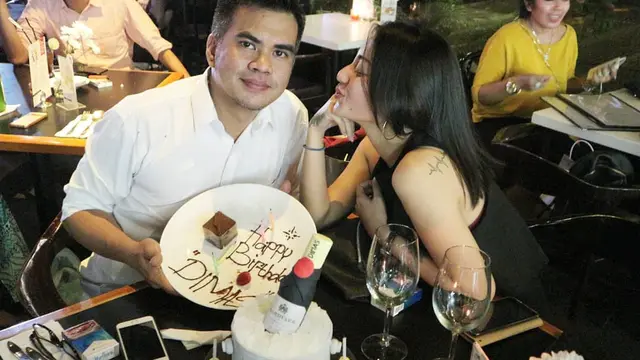 5 Potret Kebersamaan Chagii Amelia dengan Suami