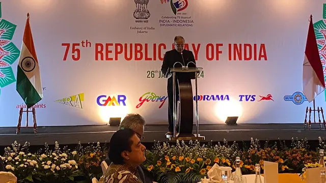 Dubes Shri Sandeep Chakravorty menyinggung soal pencapaian kedua negara dalam bidang ekonomi yang mencapai US$ 39 miliar pada tahun 2022–23 atau setara Rp615 Triliun (Liputan6.com/Teddy Tri Setio Berty).
