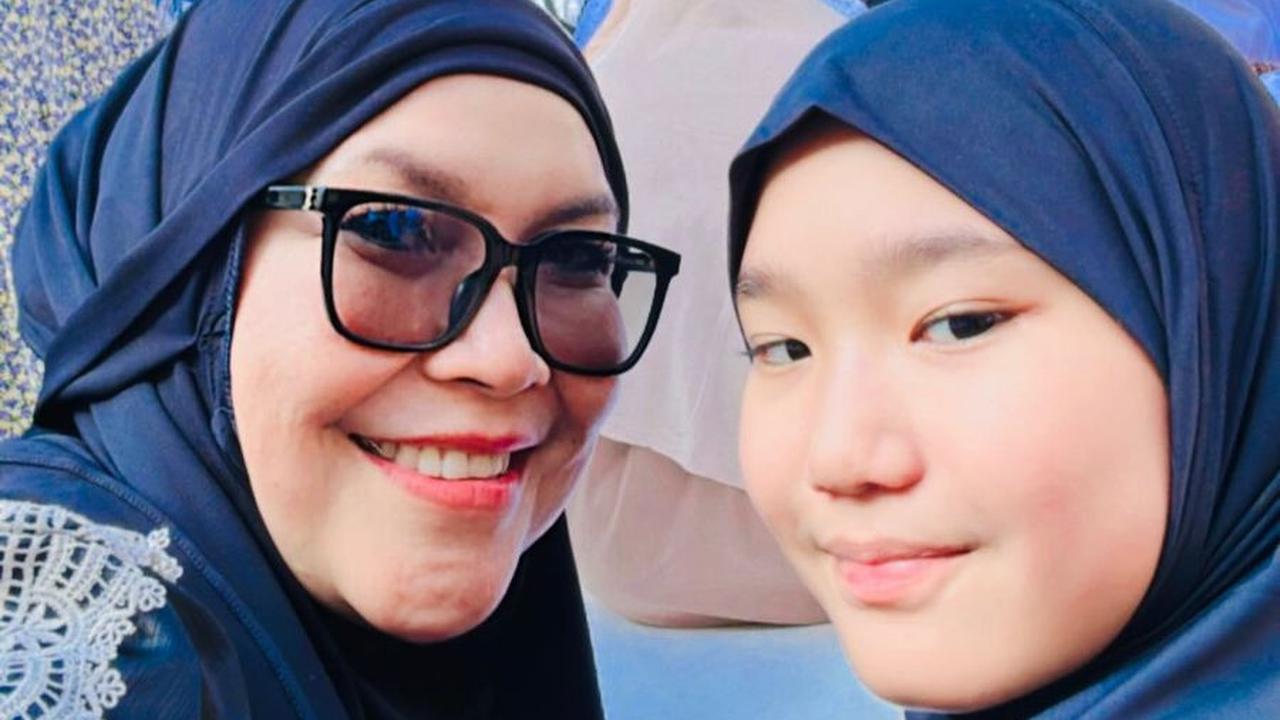 7 Potret Bilqis Anak Ayu Ting Ting Umrah di Tanah Suci, Makin Cantik Beranjak Remaja