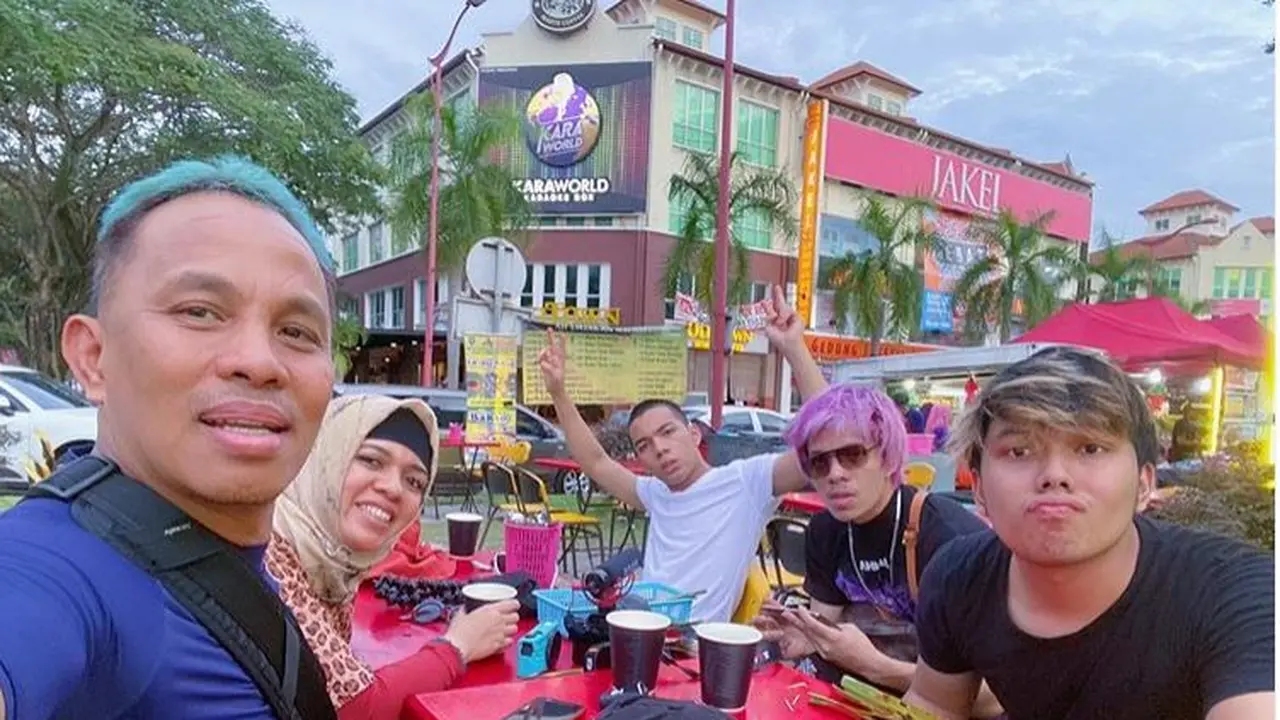 Keluarga Atta Halilintar (Foto: Instagram/@genifaruk)