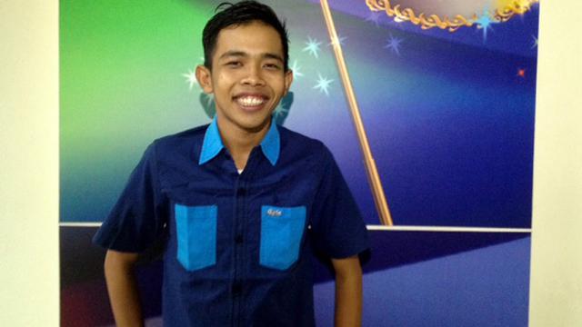 Jadi Model Klip Ayu Ting Ting, Dede Sunandar Sakit Pinggang