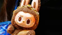 Kekayaan Pemilik Boneka Labubu Menyusut Rp189,62 Triliun, Buntut Nilai Saham Merosot