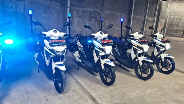 Selis Serahkan 186 Unit Motor Listrik Agats ke Dishub DKI Jakarta (Arief/Liputan6.com)
