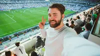 Update momen on the spot dan real time di stadion seperti instalive di Instagram tentunya jadi kebahagiaan tersendiri.