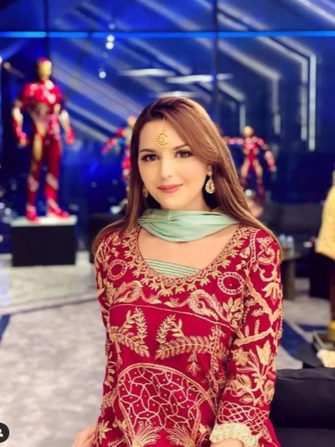 Presenter Ola Najla Hilabi