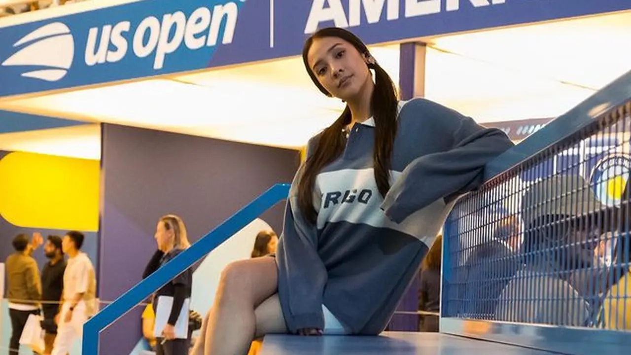 8 Gaya Sporty Anya Geraldine Jadi Atlet Profesional Main Tenis di US Open 2022