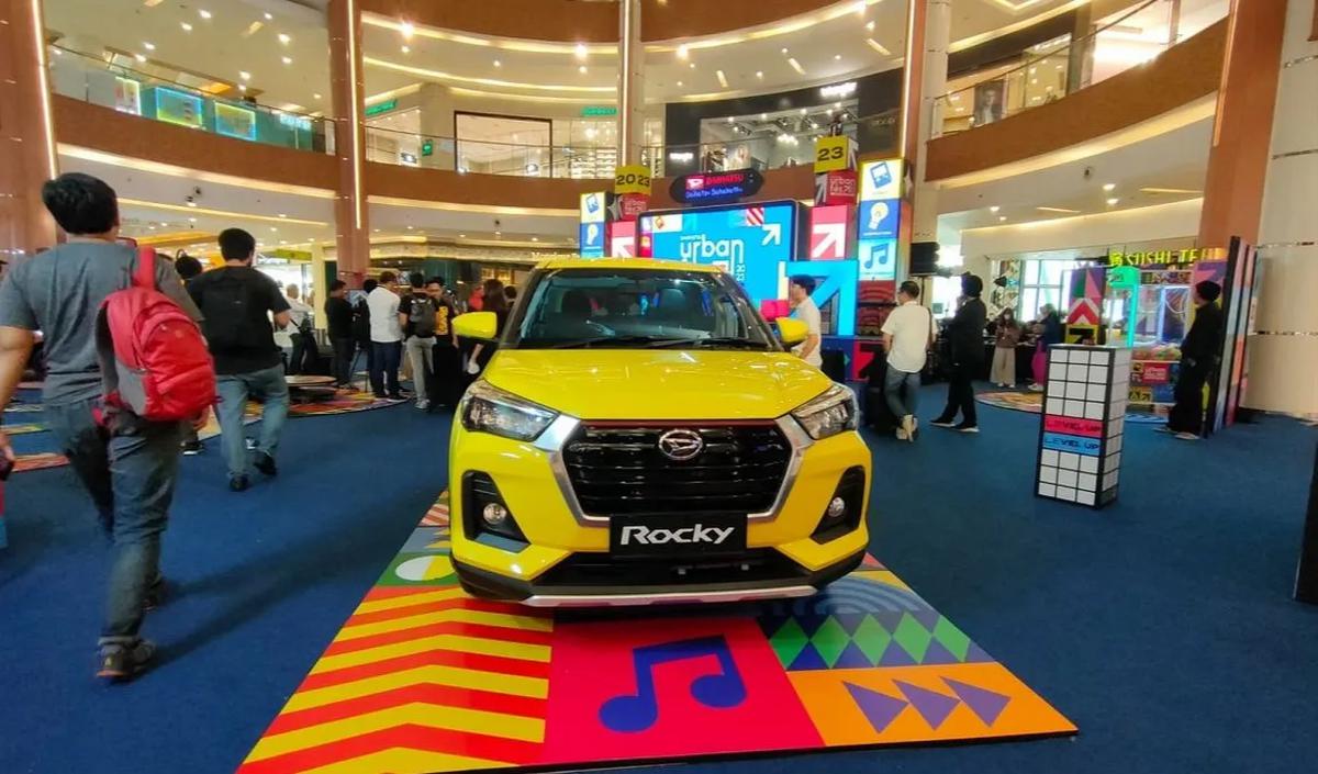 Booth Daihatsu dilengkapi fasilitas pendukung lain seperti games interaktif, dealing area yang nyaman,&nbsp; dan tim sales profesional yang makin memudahkan pengunjung mewujudkan impian memiliki mobil baru Daihatsu.
