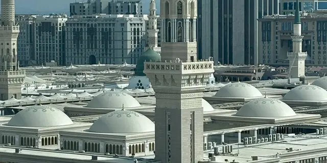Arab Saudi Hadapi Ancaman Rudal, Wisatawan Diminta Waspada