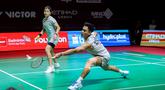 Pasangan ganda campuran Indonesia, Jafar Hidayatullah/Felisha Pasaribu berusaha mengembalikan kok ke arah wakil Korea Selatan, Kim Jae Hyeon/Jang Ha Jeong dalam babak 32 besar Indonesia Open 2026 di Istora Senayan, Jakarta, Rabu (03/06/2026). (Bola.com/Bagaskara Lazuardi)