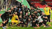 Manchester City menang 2-1 atas Aston Villa pada laga final Piala Liga Inggris di Stadion Wembley, Minggu (1/3/2020). Hasil itu membuat City berhak atas trofi juara Piala Liga. (AFP/Glyn Kirk)