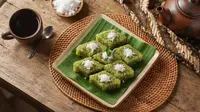 Cara Membuat Wajik Pandan Gula Pasir yang Legit dan Harum
