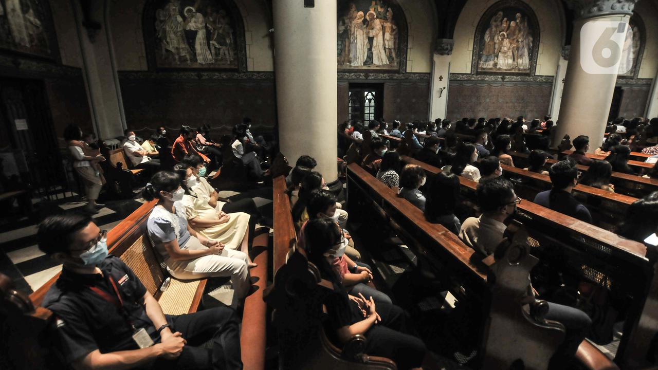 Menteri Koordinator Pembangunan Manusia dan Kebudayaan (Menko PMK) Muhadjir Effendy mengatakan, pemerintah sudah memutuskan untuk mengubah nama hari libur Isa Almasih menjadi Yesus Kristus. Itulah top 3 news hari ini.